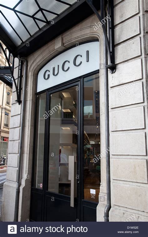 magasin gucci suisse|gucci official web.